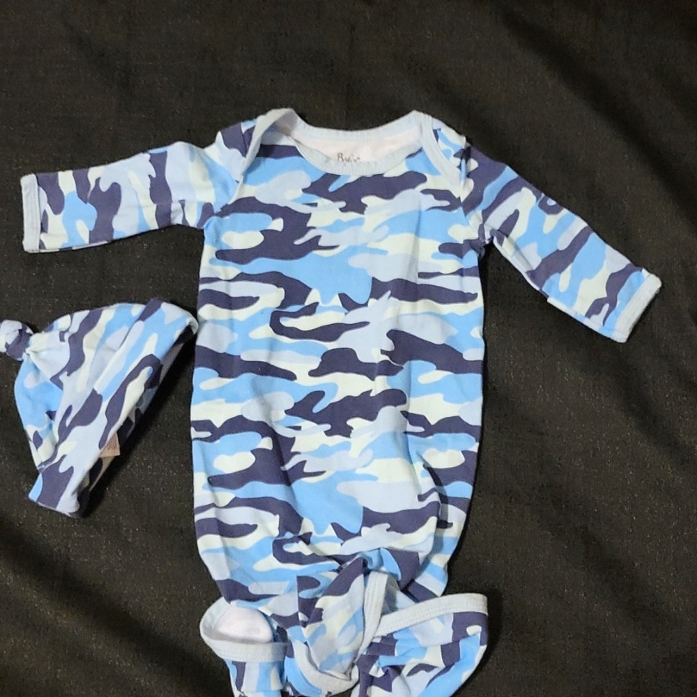 Baby clothes